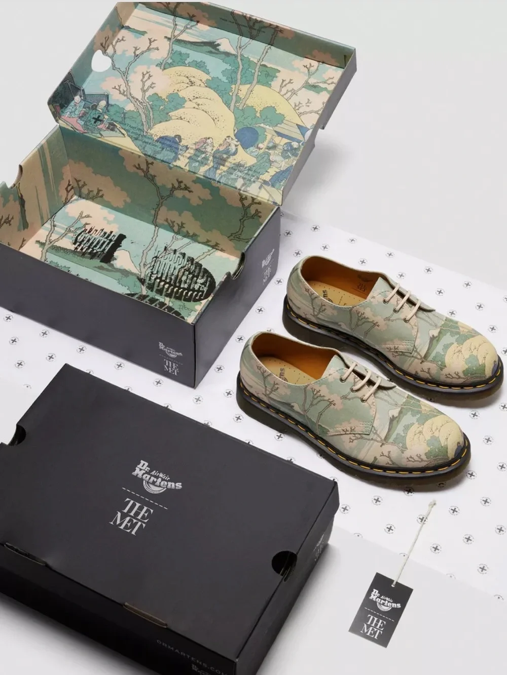 Dr. Martens 1461 The Met Leather Oxford Women’s size 7 NEW!!!